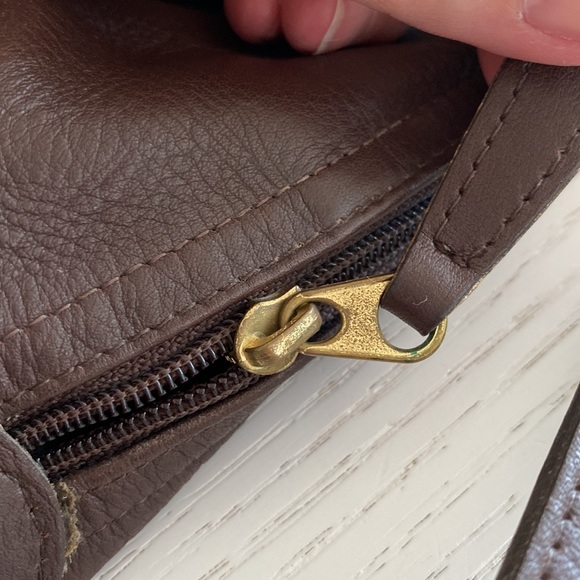 ⬇️ SPECIAL PRICE DROP ⬇️ Vintage COACH - Leather Handbag - Picture 11 of 11